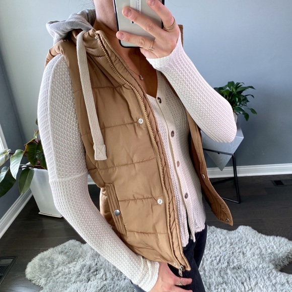 ◾️LEO Quilted Puffer Vest Black - Picture 7 of 7